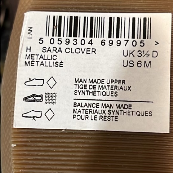 NWOT Clarks Sara Clover Flat - Picture 16 of 16